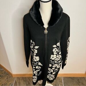 Ann Klein Long Sweater Coat With White Flowers Zip-up NWT Fur Collar Removable